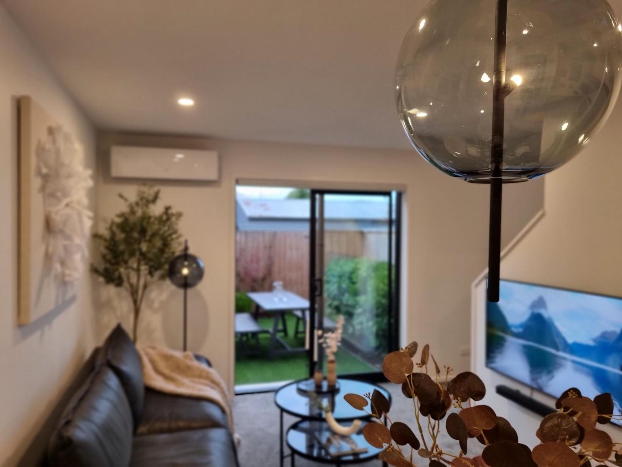 Cloud Nine Elegant Escape Awaits Leilighet Christchurch Eksteriør bilde