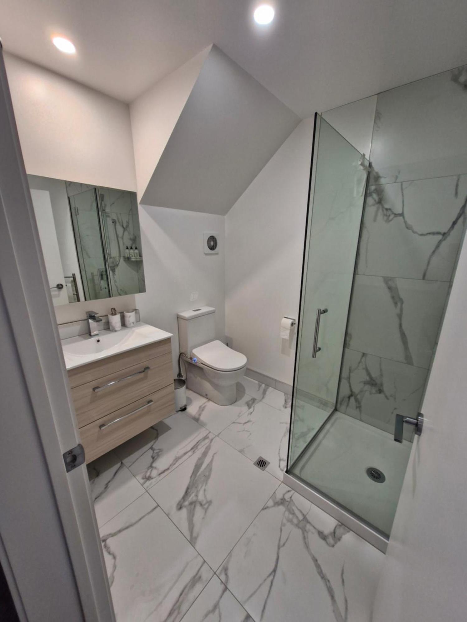 Cloud Nine Elegant Escape Awaits Leilighet Christchurch Eksteriør bilde